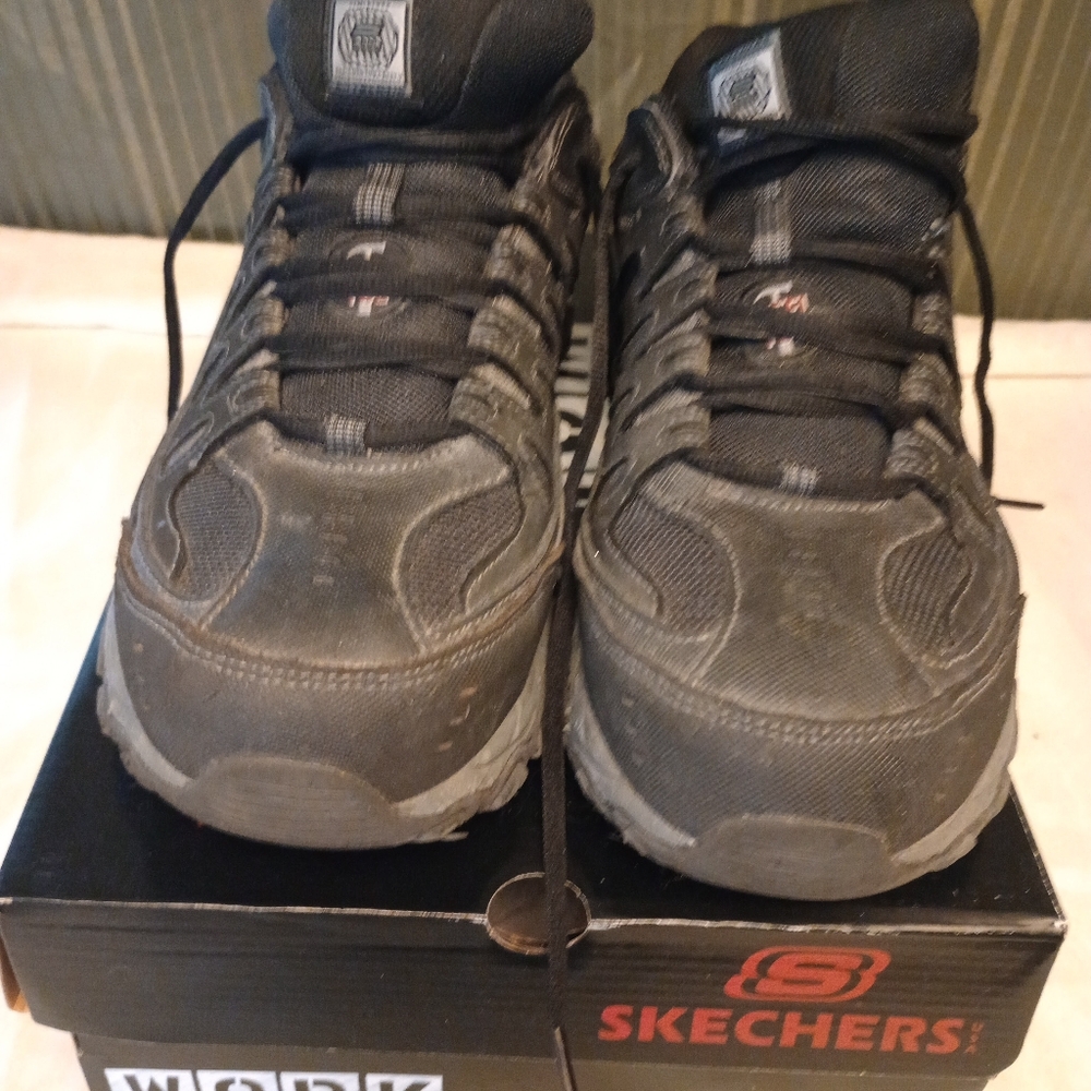 Sketchers Work Street Toe Shoe For Men Size 11